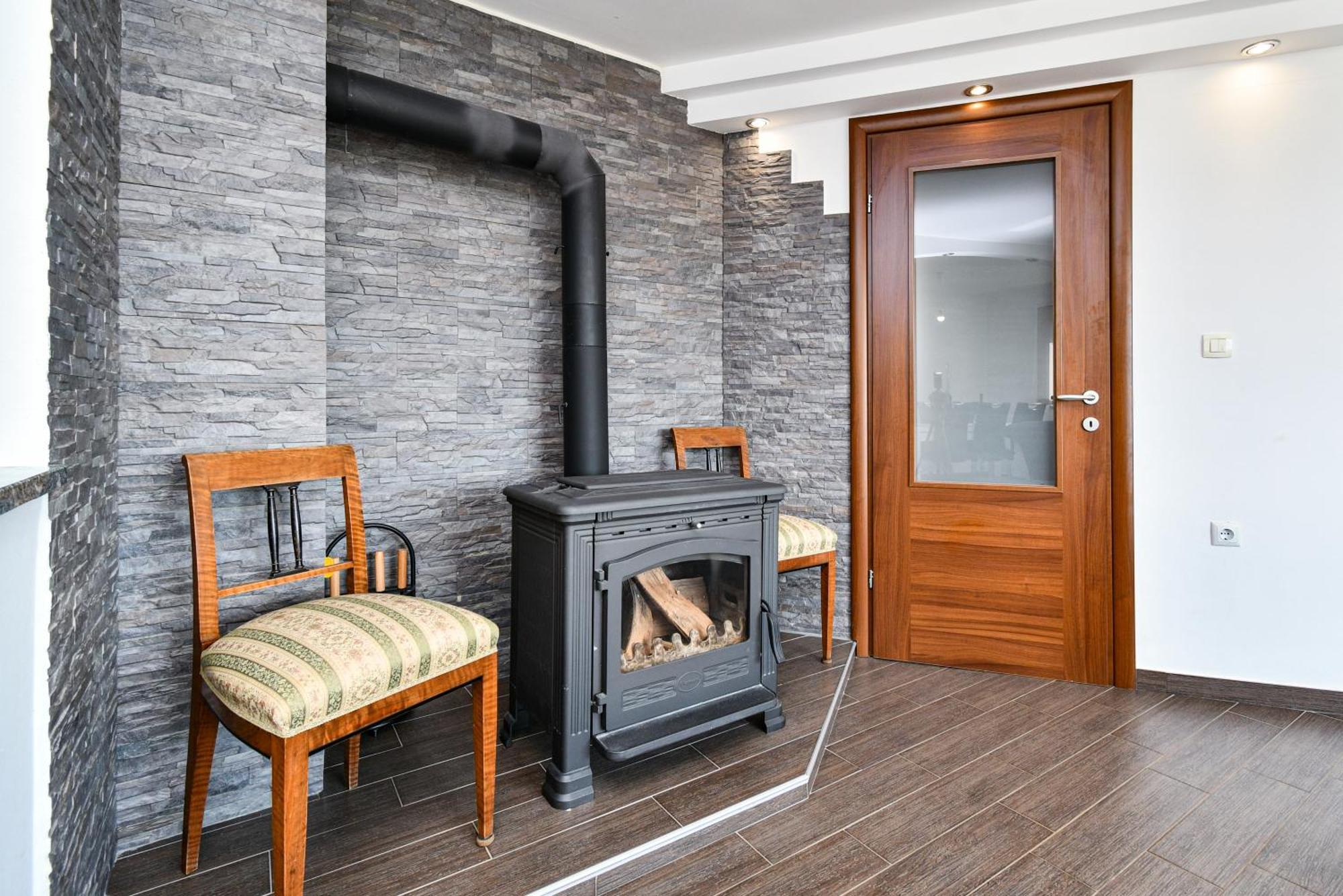 Apartman Lavanda Sa Bazenom I Okucnicom 4* Hreljin Экстерьер фото